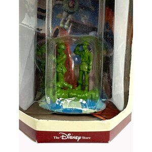 Disney Tiny Kingdom Green Army Men Toy Story Figurines Boxed 1995